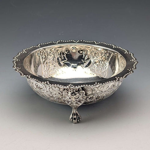 1891年英國古董鍍銀帶柄碗,直徑13.5厘米