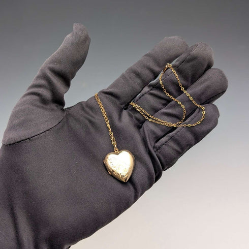 Colgante relicario vintage de oro de 9 quilates en forma de corazón con cadena RG británica