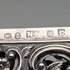 Estuche para tarjetas de plata esterlina con decoración floral calada, Reino Unido, 1837, 80 g, Nathaniel Mills