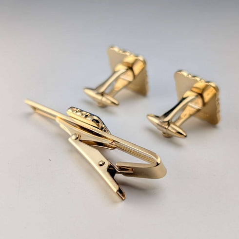 British Wedgwood cufflinks and tie clip with blue jasper sailing ship square cameo and gold-colored base case