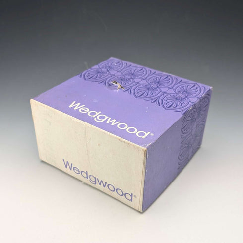 1967 British Vintage Wedgwood Black Jasper Round Bonbonniere in Box