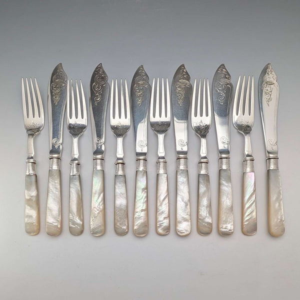 6對英國古董珍珠母貝甜點餐具,約1924年,Barker Bros出品
