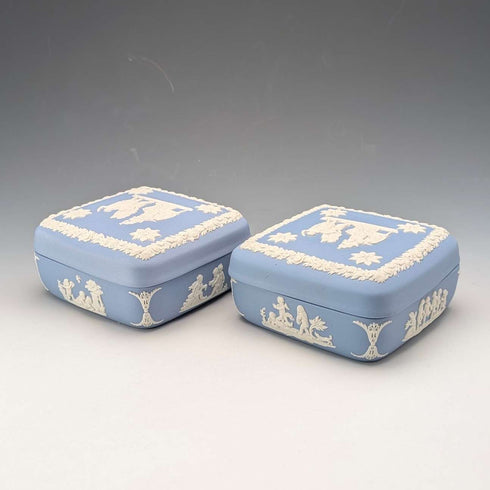 英国古董Wedgwood贾斯珀陶器方形带盖盒一对(淡蓝色)