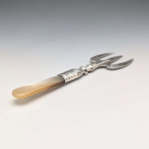 1915年 英国古董 珍珠母贝手柄 纯银刀刃 小型叉 A J Bailey