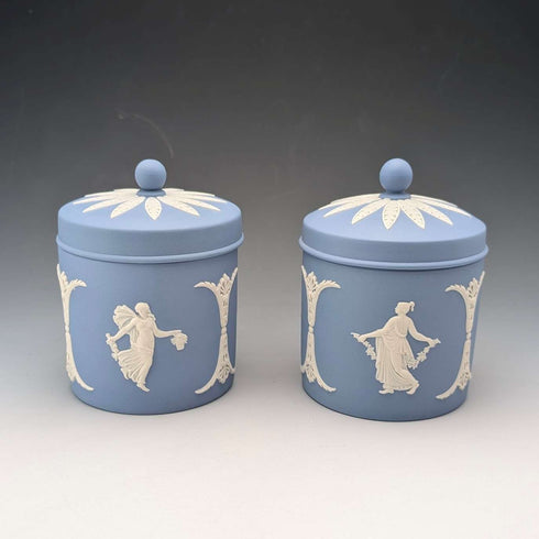 英国复古韦奇伍德(Wedgwood)贾斯珀(Jasperware)茶叶罐一对