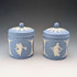 英国复古韦奇伍德(Wedgwood)贾斯珀(Jasperware)茶叶罐一对
