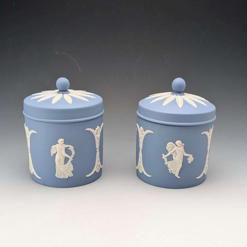 英国复古韦奇伍德(Wedgwood)贾斯珀(Jasperware)茶叶罐一对