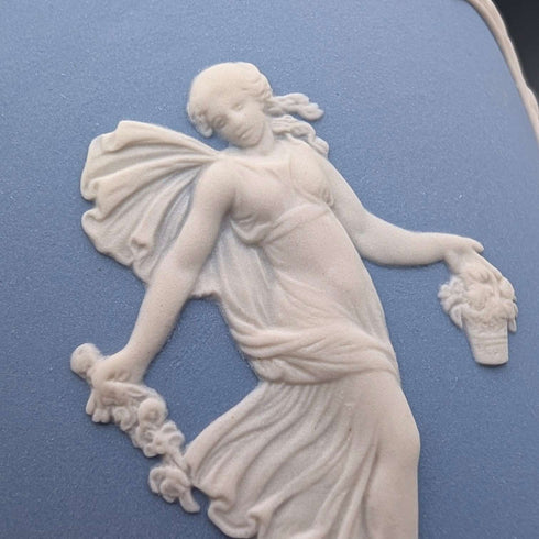 英国复古韦奇伍德(Wedgwood)贾斯珀(Jasperware)茶叶罐一对