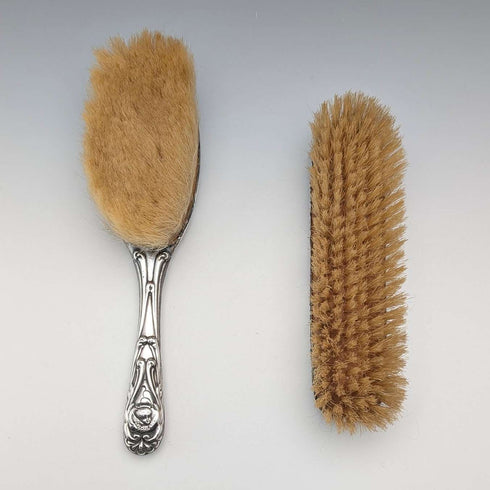 1909年 英国古董 纯银装饰手柄 梳妆刷套装 Levi&Salaman