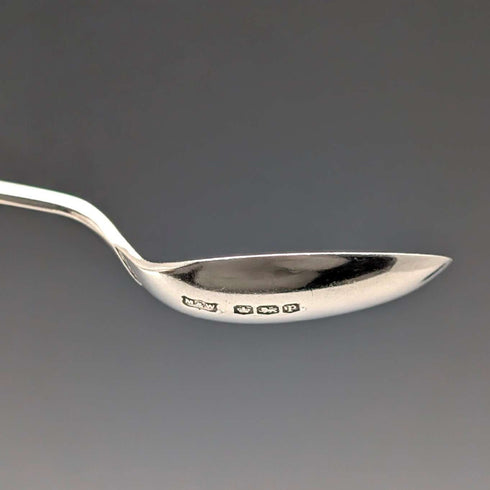 Juego de 6 cucharillas de té de plata de ley vintage británicas de 1932, 88 g en total, de Mappin & Webb, con estuche.