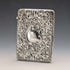 1903年 英国アンティーク 浮き彫り彫刻 純銀製カードケース 81g William Neale
Tarjetero de plata de ley con relieve, antigüedad británica de 1903, 81 g, William Neale