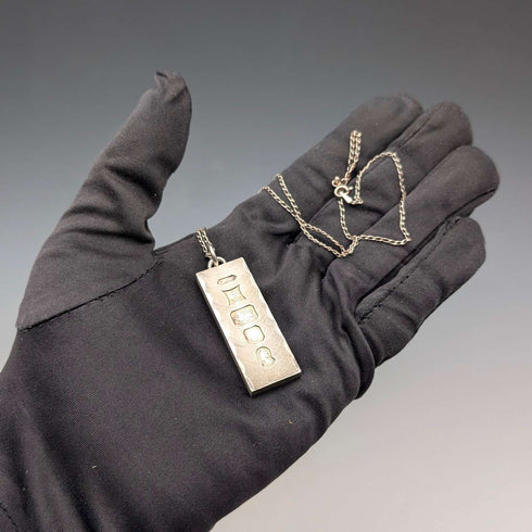Colgante de lingote de plata de ley vintage británico de 1977 conmemorativo del Jubileo, con cadena de plata de ley, peso total 30,3 g