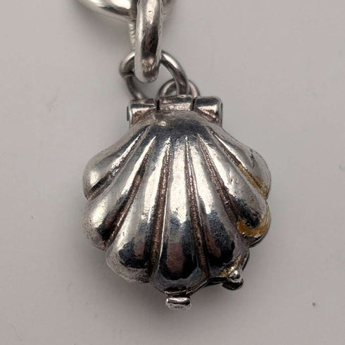 Cadena Albert de plata esterlina antigua inglesa de circa 1897, 46 g, con charm fob de nácar