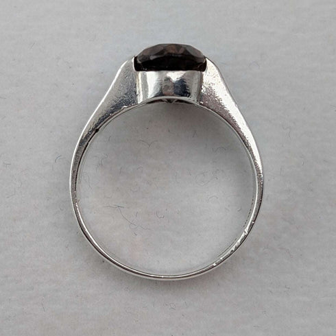 Vintage sterling silver smoky quartz ring (size 14)
