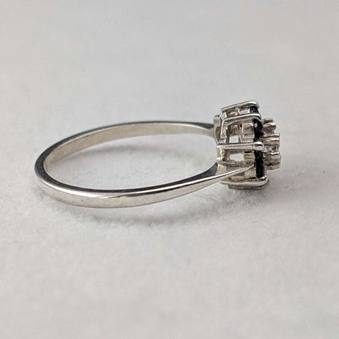 Anillo vintage británico de plata de ley con doble racimo azul y transparente (talla 11)