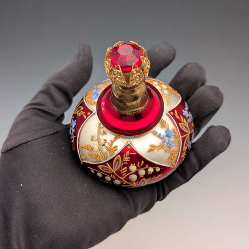 Frasco de perfume antiguo de cristal de Bohemia, estilo Art Nouveau, con decoración floral esmaltada