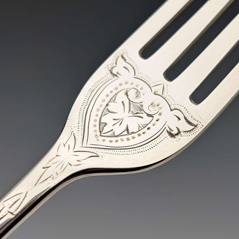1866年頃 英国アンティーク 純銀製 クリスニングカトラリーセット 計110g ケース入 Martin, Hall&Co