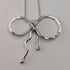 Colgante de plata esterlina con diseño de lazo, vintage británico, con cadena de plata esterlina.