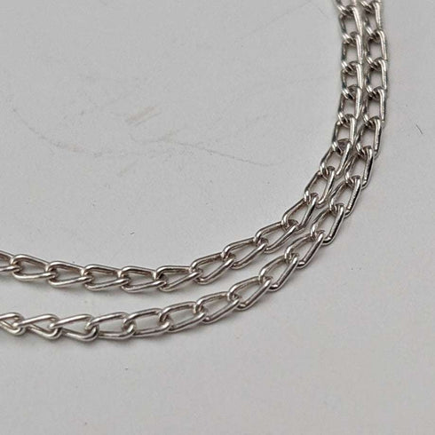 Colgante de plata esterlina con diseño de lazo, vintage británico, con cadena de plata esterlina.