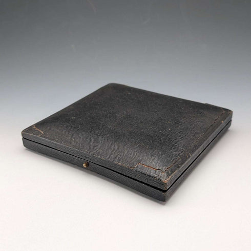 1919年英國古董純銀茶匙套裝,共6件,總重120克,由約瑟夫羅傑斯父子公司出品,原包裝盒