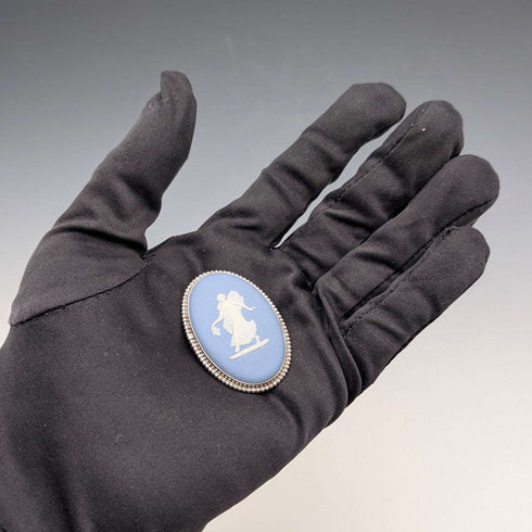 1970年 英國復古 Wedgwood 純銀和碧玉浮雕橢圓形胸針 附盒