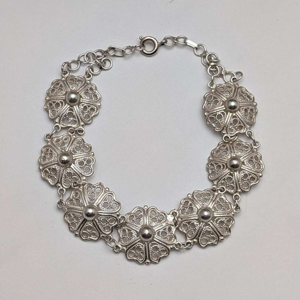 Vintage Sterling Silver Filigree Heart and Flower Design Bracelet