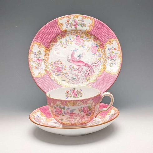 英国维多利亚时代 米顿粉色金鸡(Pink Cockatrice)茶杯三件套