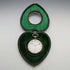 Soporte para reloj de bolsillo de plata esterlina victoriano con forma de corazón, Inglaterra, circa 1899, con reloj de bolsillo REVUE