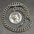 Cadena Albert de plata esterlina (plata 925) antigua inglesa, hacia 1900, 62 g, con colgante de moneda romana de plata