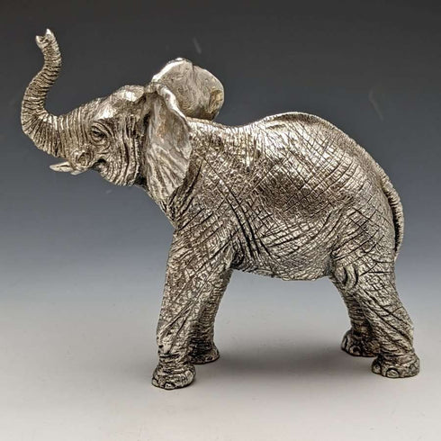 Escultura de pequeño elefante chapada en plata, 277 g, Country Artists, Reino Unido