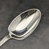 Hacia 1916, juego de 6 cucharillas de té y pinzas para azúcar de plata de ley (925) antigua inglesa, en estuche, de Walker & Hall