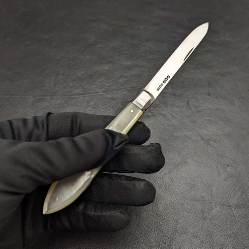 Navaja plegable vintage británica de 1926, mango de nácar y hoja de plata esterlina, Harrison Fisher