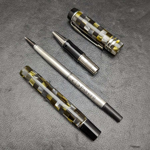 英国产派克(PARKER)Duofold 宝珠笔 绿色方格纹 附盒
