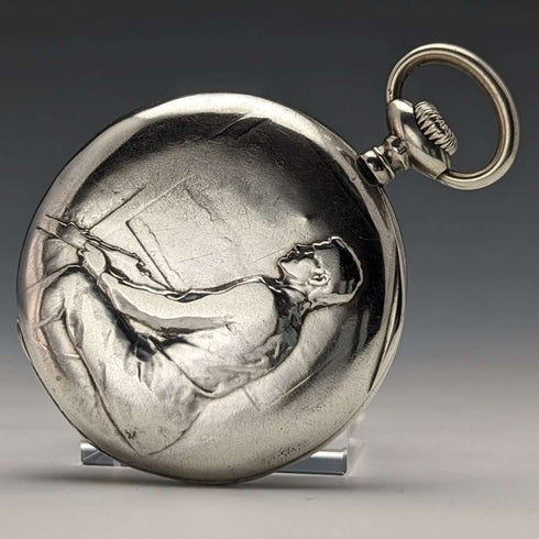 古董雅典怀表,银质士兵雕刻表壳,运行良好