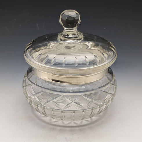 1929 年英國復古純銀裝飾切割玻璃瓶 351 克 BM & Co