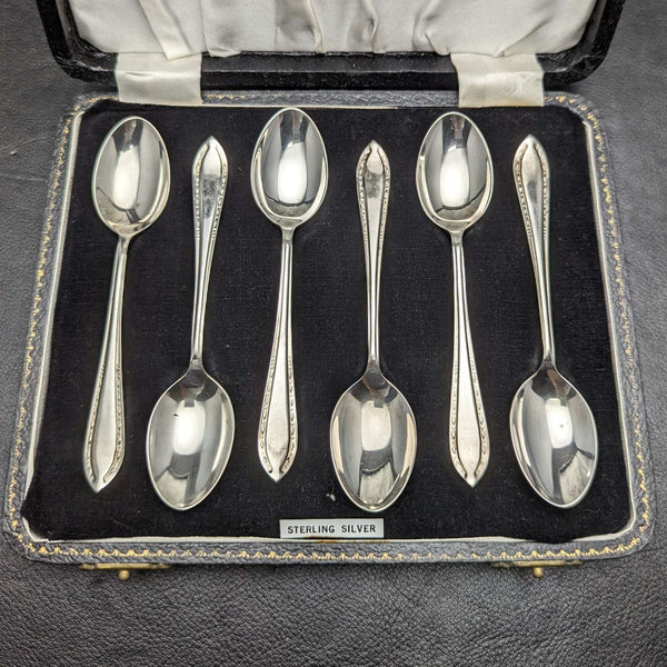 Juego de 6 cucharillas de té de plata de ley vintage británicas de 1958, en su estuche original