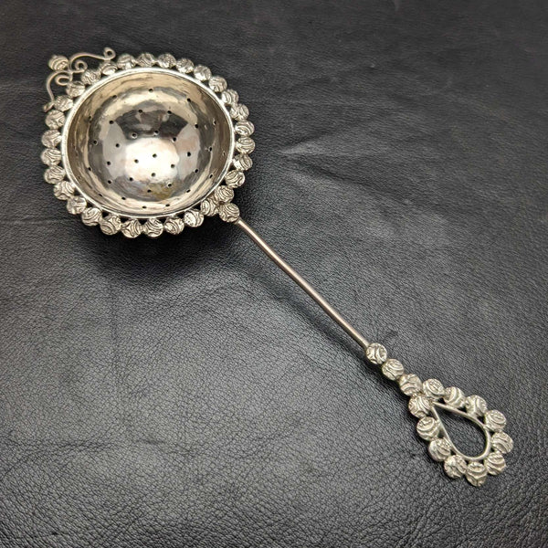 Colador de té de plata vintage