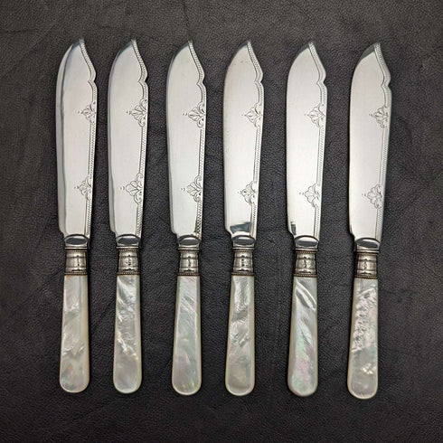 Juego de 6 cubiertos de postre vintage británicos de 1930 con mango de nácar, en estuche de cuero