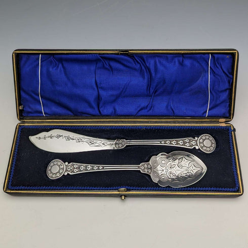 British antique silver plate jam spoon & butter knife set in case