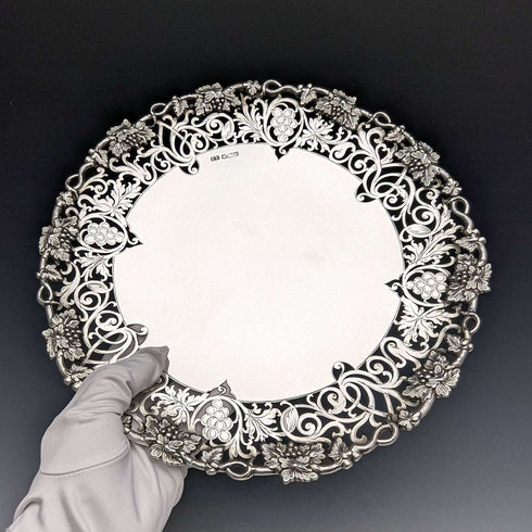 1950年 英国ヴィンテージ 純銀製タッツァ 直径27cm 641g Viner's