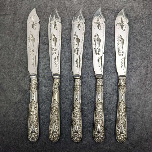 Juego de 5 pares de cubiertos para pescado de plata chapada, antigüedades británicas de alrededor de 1860, en caja de madera