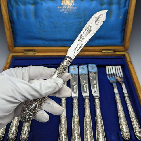 Juego de 5 pares de cubiertos para pescado de plata chapada, antigüedades británicas de alrededor de 1860, en caja de madera