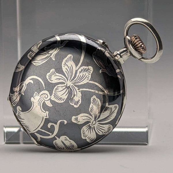 Reloj de bolsillo para dama, antiguo, de fabricación suiza, caja de plata con incrustaciones de nielo, sin marca, en buen estado de funcionamiento
