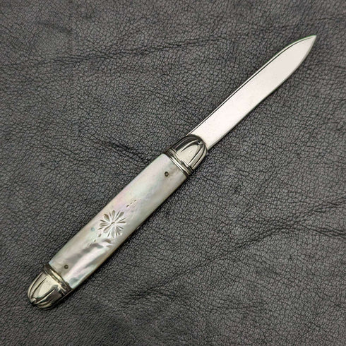 1916 年英國古董白珍珠貝殼手柄純銀雕刻刀片折疊筆刀