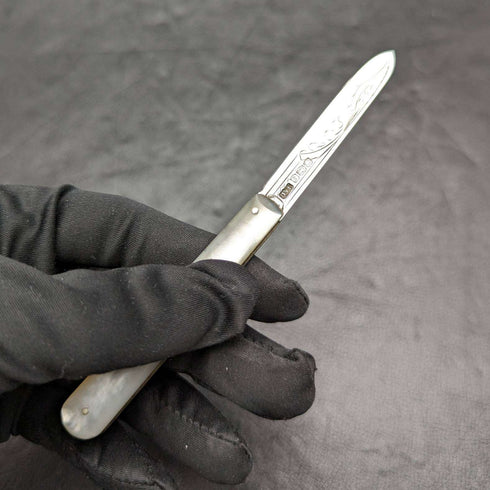 1924 British Antique White Pearl Shell Handle Pure Silver Engraved Blade Folding Pen Knife