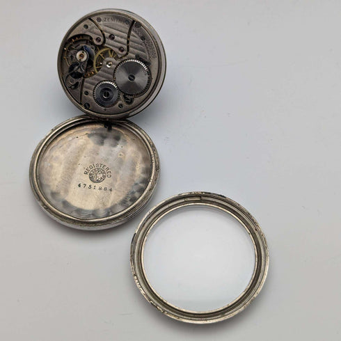 Reloj de bolsillo Zenith antiguo, alrededor de 1914, caja de aleación, en buen estado de funcionamiento