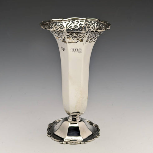 1903 年英國古董純銀花瓶 81 克 Goldsmiths & Silversmiths