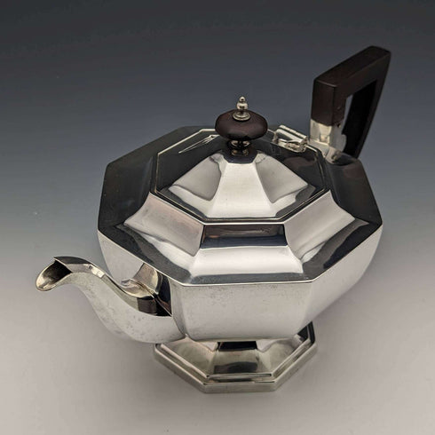 Tetera grande de plata esterlina antigua inglesa de 1918, 731 g, Walker and Hall