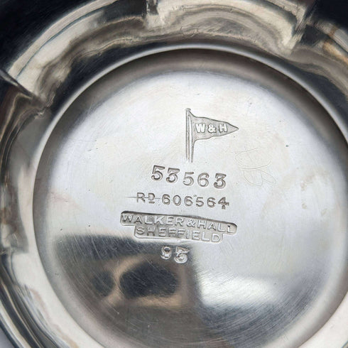 Tetera grande de plata esterlina antigua inglesa de 1918, 731 g, Walker and Hall
