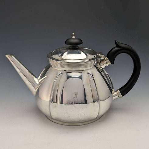 Juego de 3 teteras de plata de ley (925) antigua inglesa de 1906, 783 g en total, Edward Barnard